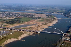 Oversteek uit de lucht